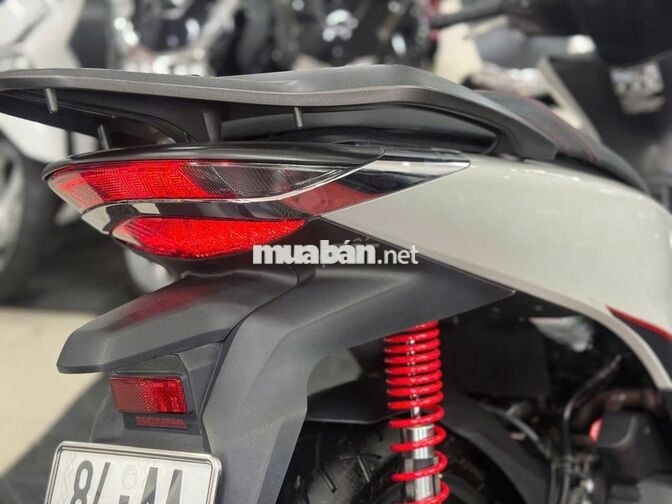 Honda SH160i 2025 ABS 4.000km Xám Sporty chính chủ