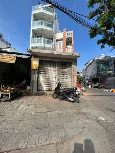 Cho thuê nhà mặt tiền đường Lê Văn thọ Gò vấp 4 x25 đúc 3 lầu giá 22tr
