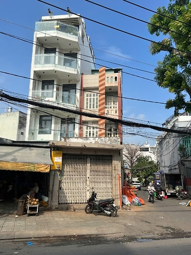 Cho thuê nhà mặt tiền đường Lê Văn thọ Gò vấp 4 x25 đúc 3 lầu giá 22tr