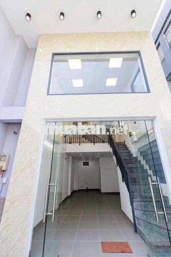Mặt bằng Q3 liền kề Trần Quang Khải, Hai Bà Trưng Q1