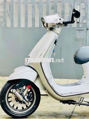 Piaggio Vespa Primavera 2015 125cc Bạc
