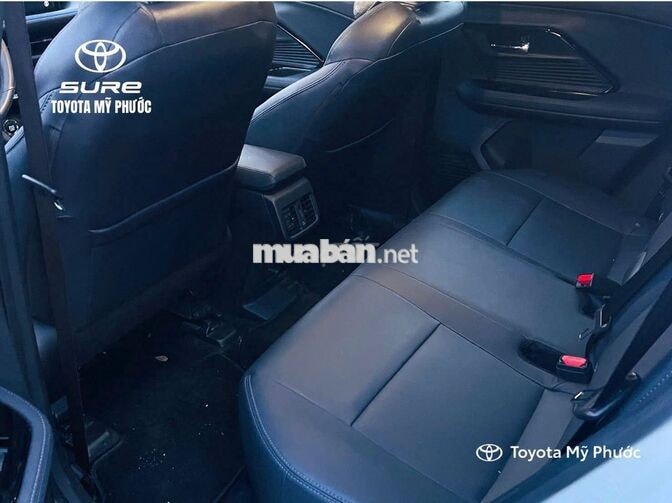 Toyota Yaris Cross 2023 Trắng 24.000 km