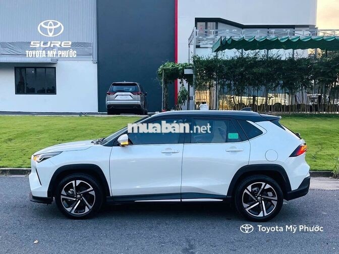 Toyota Yaris Cross 2023 Trắng 24.000 km