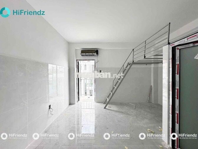 CHO THUÊ PHÒNG RỘNG CÓ GÁC ĐI BỘ QUA ĐẠI HỌC VĂN LANG CS3, EMART PVT