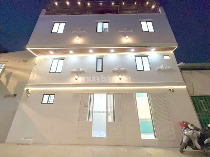 NHÀ VỊ TRÍ CỰC TỐT ĐƯỜNG HUỲNH TẤN PHÁT, P. PHÚ THUẬN GIÁ 9 TRIỆU