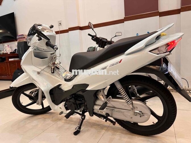 Honda Wave 125i 5445 km màu Trắng