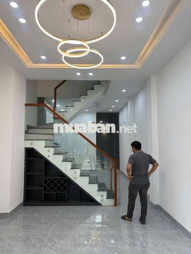 Cần cho thuê nhà HXH 247/5A Huỳnh Văn Bánh P.11 Q.Phú Nhuận 