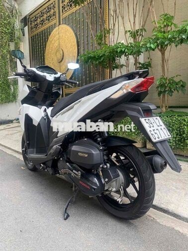 Honda Vario 150 2018 màu trắng