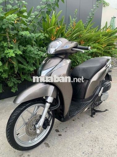 Honda SH Mode 2015 màu nâu xám