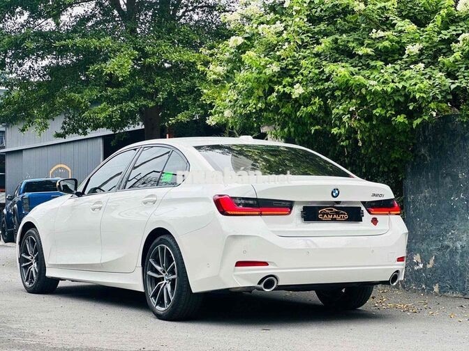 BMW 320I 2023 SPORTLINE LCI 22000KM TRẮNG
