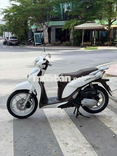 Honda SH Mode 2016 màu trắng