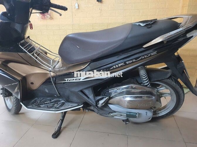 Cần bán Airblade 125 máy móc, sơn, điện nguyên bản