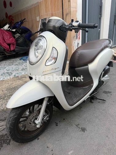Honda Scoopy 2024 màu trắng