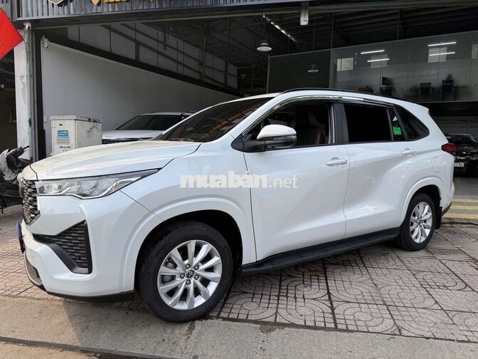 TOYOTA INNOVA CROSS 2025 2.0V TRẮNG