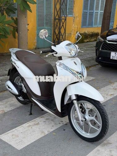 Honda SH Mode 2016 màu trắng