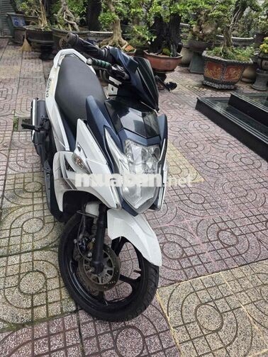 Bán  Nouvo 6 2015 màu Trắng ,Bstp chính chủ