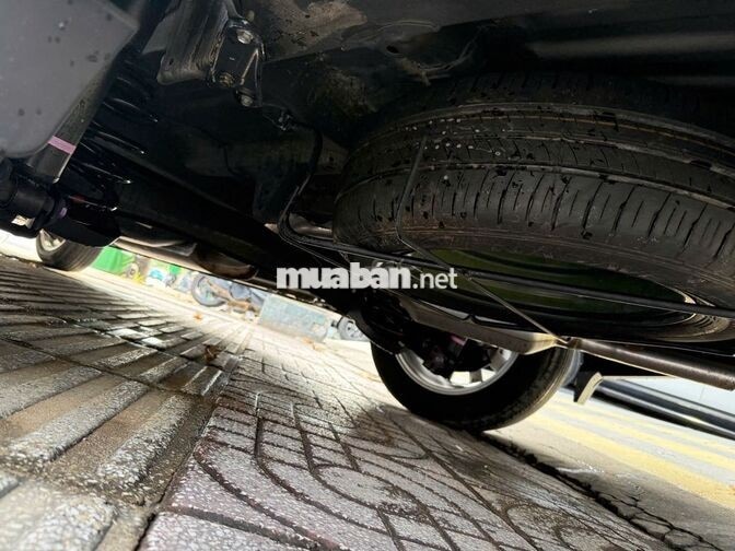 TOYOTA INNOVA CROSS 2025 2.0V TRẮNG
