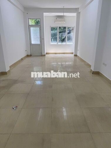 Nhà ngõ 18 phố Mạc Thái Tổ - 50M x 6 tầng - Thông sàn - Thang Máy