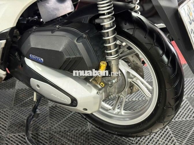 Honda SH160i 2023 CBS màu trắng