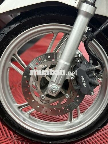 Honda SH160i 2023 CBS màu trắng