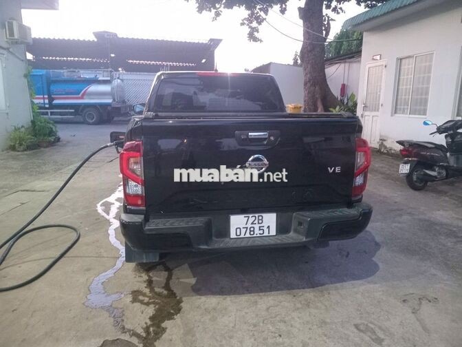 Nissan Navara 2021 VE Dầu Tự động Đen