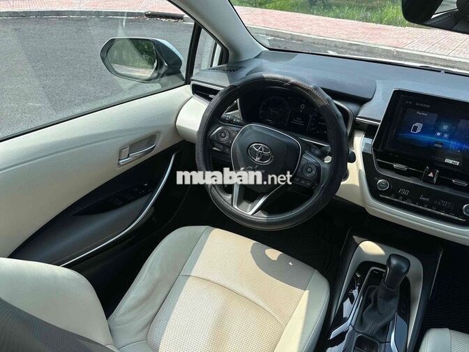 TOYOTA COROLLA ALTIS 2025 1.8V HỖ TRỢ VAY 70%