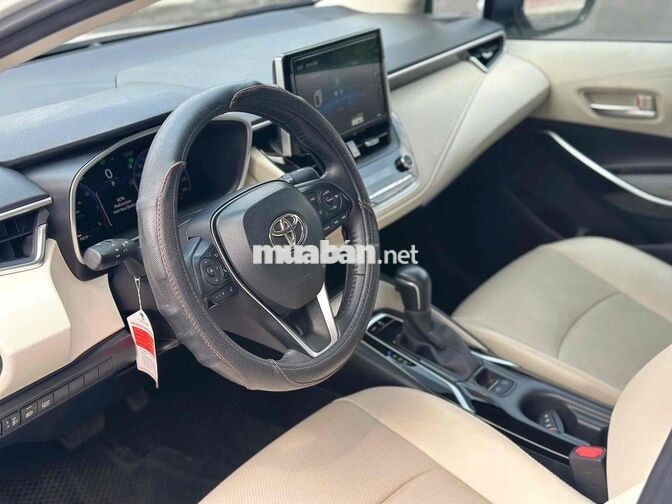 TOYOTA COROLLA ALTIS 2025 1.8V HỖ TRỢ VAY 70%