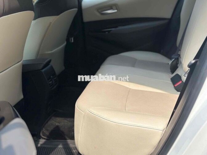 TOYOTA COROLLA ALTIS 2025 1.8V HỖ TRỢ VAY 70%