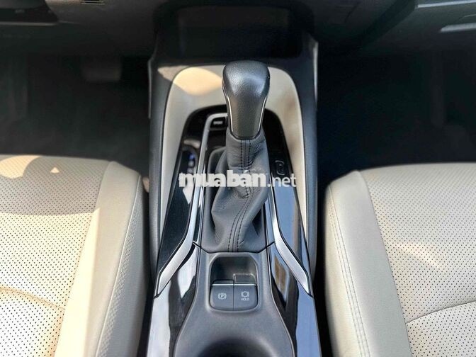 TOYOTA COROLLA ALTIS 2025 1.8V HỖ TRỢ VAY 70%