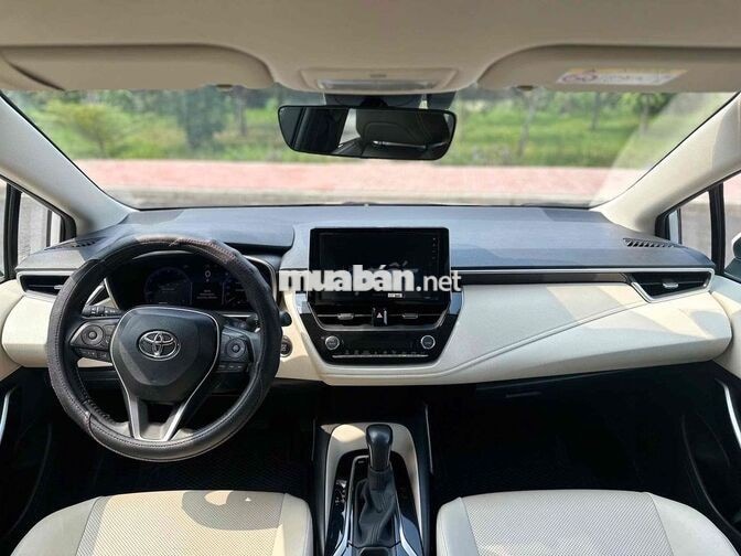 TOYOTA COROLLA ALTIS 2025 1.8V HỖ TRỢ VAY 70%