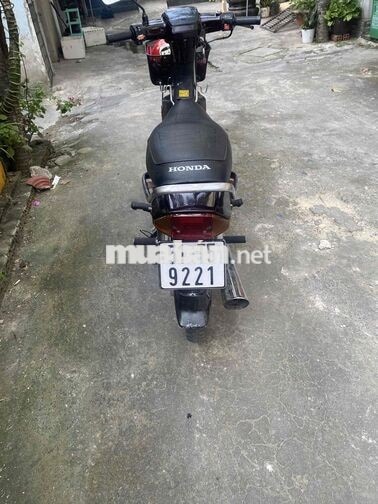 Honda Dream II màu Nho
