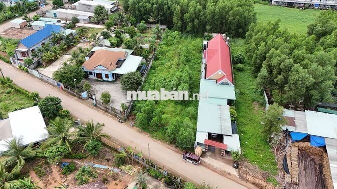 Bán đất 1435m2 mặt tiền đường Khu A Tân Lâm, Xã Đồi 61