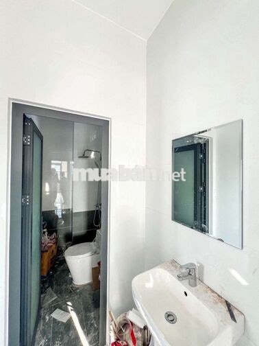 NHÀ 2 LẦU XÂY MỚI - GẦN CHỢ AN CƯ