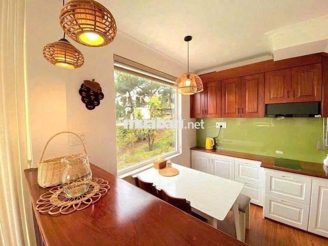 CHO THUÊ VILLA 3PN, PHONG CÁCH GỖ, VIEW RỪNG THÔNG - ANKROET ĐÀ LẠT