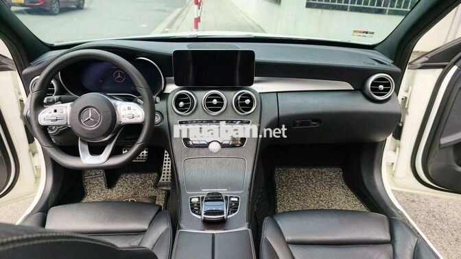 MERCEDES-BENZ C300 2019 TRẮNG 5 CHỖ