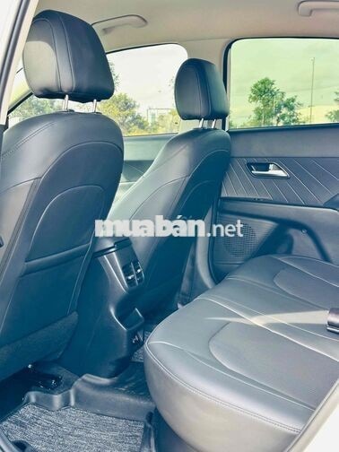 Hyundai Accent 2025 Đặc Biệt Trắng Hỗ Trợ Góp