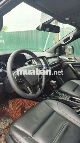 Ford Everest 2022 Titanium 8 vạn km Xanh