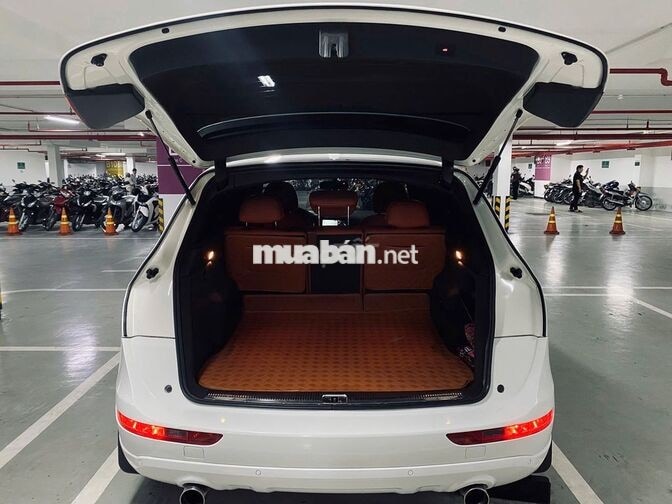 Audi Q5 5 chỗ Xăng màu Trắng
