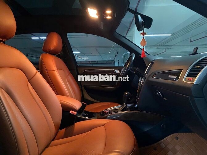 Audi Q5 5 chỗ Xăng màu Trắng