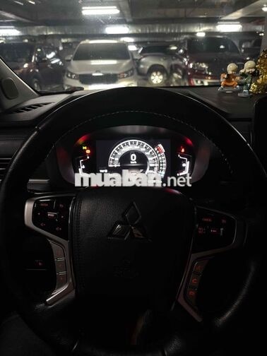 Mitsubishi Xpander Cross 2023 3 vạn km Cam đen