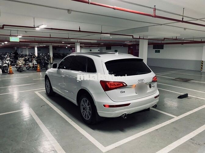 Audi Q5 5 chỗ Xăng màu Trắng