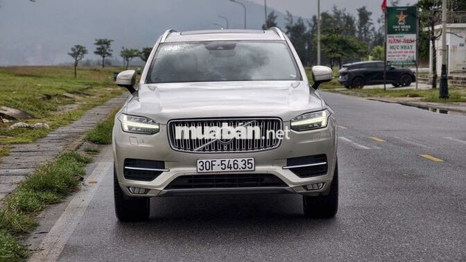 Volvo XC90 2018 7 chỗ Bạc Tự động