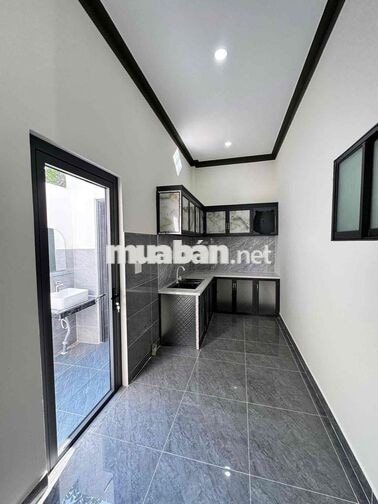 Nhà Mới Xây 5,5 x 17,5m Full Thổ Cư  2PN 2WC Sổ Hồng Riêng Giá Rẻ