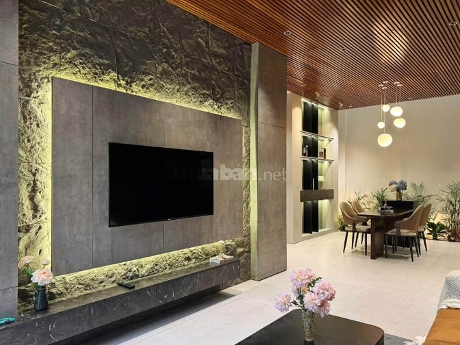 Bán nhà 3 tầng điện biên phủ. Chính chủ