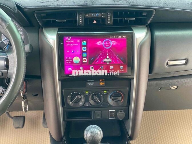 Toyota Fortuner 2019 2.4G MT Trắng 77000km