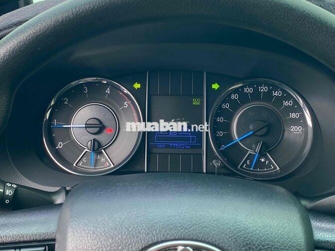 Toyota Fortuner 2019 2.4G MT Trắng 77000km