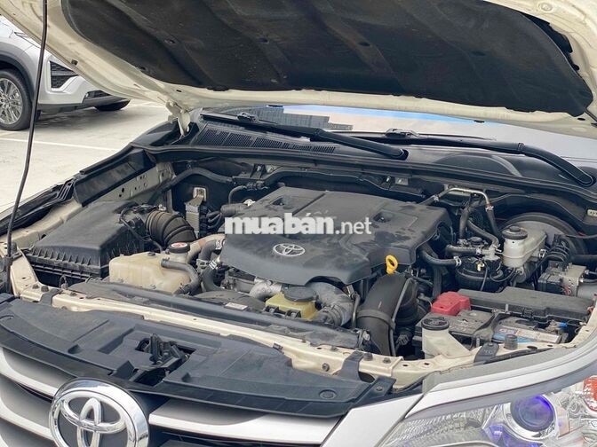Toyota Fortuner 2019 2.4G MT Trắng 77000km