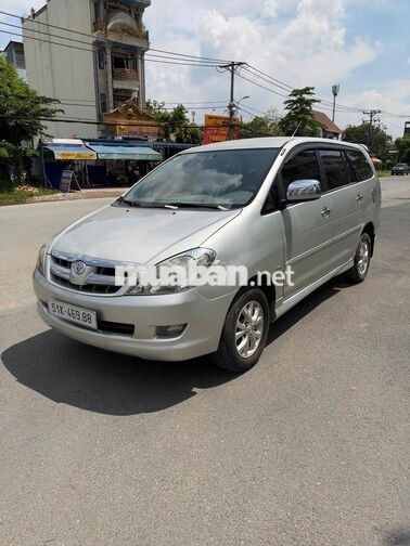 Toyota Innova 2007 2.0G Số sàn 8 chỗ Ghi-bạc