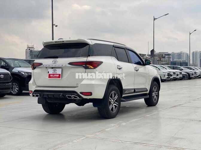 Toyota Fortuner 2019 2.4G MT Trắng 77000km