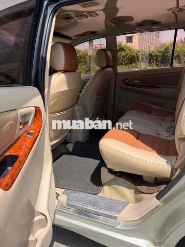 Toyota Innova 2007 2.0G Số sàn 8 chỗ Ghi-bạc